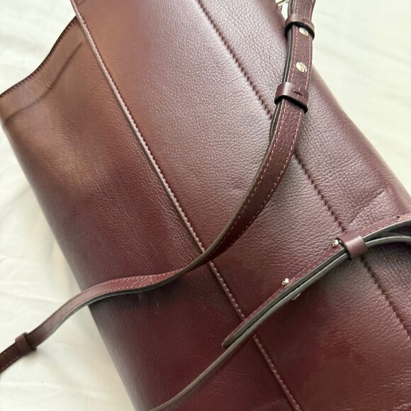 Beautiful Givenchy Shark Bag - Picture 13 of 14